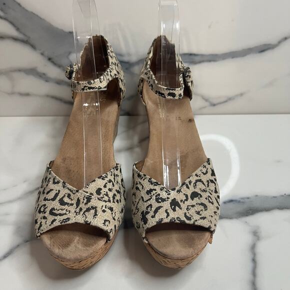 Toms Women's Brown Black Leopard Canvas Espadrille Wedge Marisol Sandals Sz 8.5 - Picture 2 of 7